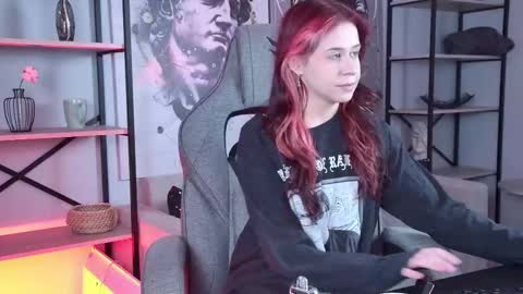 Snapshot of misapage chatting on November 28, 12:02 am Misa online show from November 28, 12:02 am