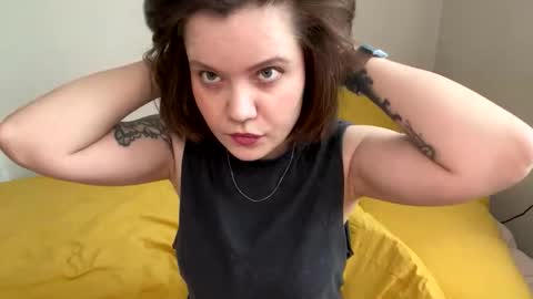 Snapshot of misapoli chatting on February 22, 10:36 am Sai online show from February 22, 10:36 am