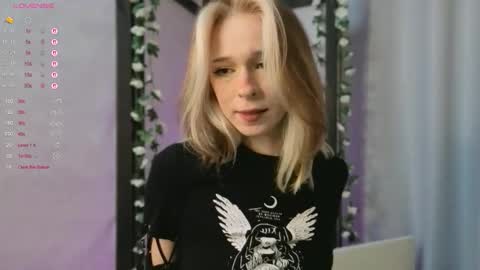 Snapshot of misekiii chatting on October 24, 7:54 pm misekiii online show from October 24, 7:54 pm