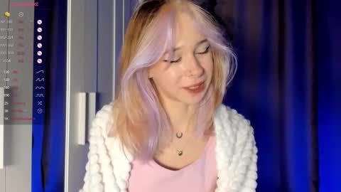 Snapshot of misekiii chatting on November 6, 1:28 am misekiii online show from November 6, 1:28 am