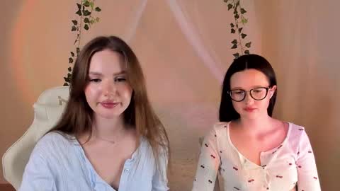 Snapshot of mish_ka3 chatting on November 21, 7:29 am Misha online show from November 21, 7:29 am