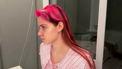 Snapshot of mishahartwigsen chatting on October 2, 6:15 pm Molly online show from October 2, 6:15 pm