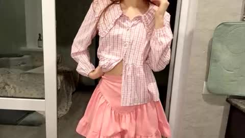 Snapshot of mishahartwigsen chatting on October 11, 4:05 pm Molly online show from October 11, 4:05 pm