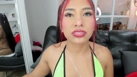 Snapshot of miss___allison chatting on January 4, 6:09 pm Allison online show from January 4, 6:09 pm