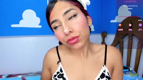 Snapshot of miss___allison chatting on February 11, 2:13 pm Allison online show from February 11, 2:13 pm