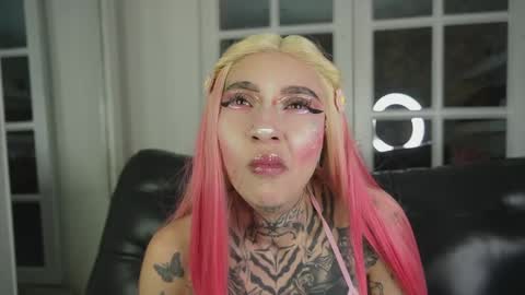 Snapshot of miss___angel chatting on February 26, 10:47 am miss___angel online show from February 26, 10:47 am