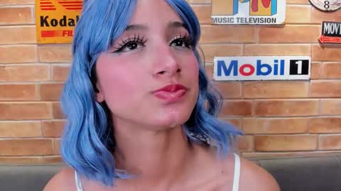 Salome online show from December 18, 6:25 pm