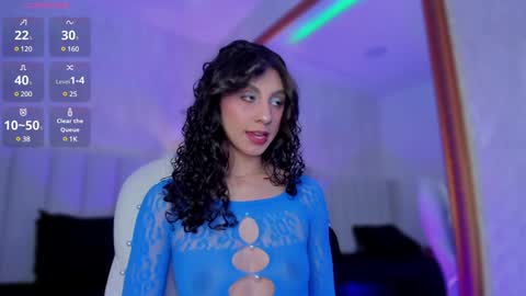 Snapshot of miss__charlotte_ chatting on January 4, 4:33 am Charlotte online show from January 4, 4:33 am