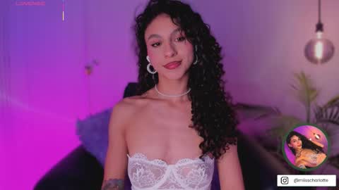Snapshot of miss__charlotte_ chatting on October 4, 3:59 am Charlotte online show from October 4, 3:59 am