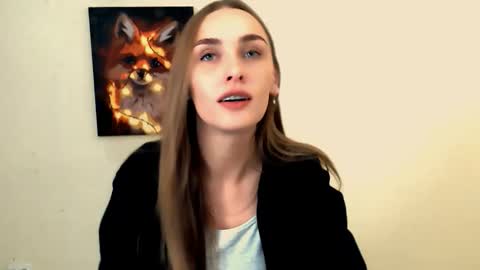 Snapshot of miss_angelina_ chatting on September 16, 5:52 am Angelina online show from September 16, 5:52 am