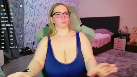 Anna online show from February 26, 7:38 pm