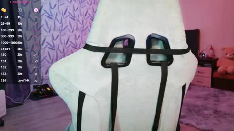 Anna online show from March 2, 3:59 pm