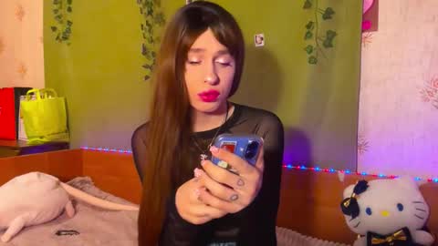 Anya online show from March 14, 8:25 pm