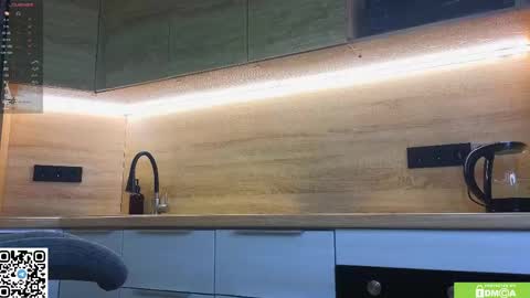 Sandy online show from April 22, 12:57 am