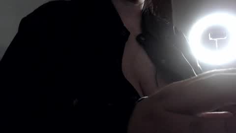 Snapshot of miss_daniels chatting on November 6, 2:34 am liza online show from November 6, 2:34 am