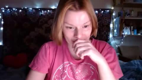 Elis online show from December 12, 1:06 pm