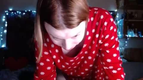 Elis online show from December 25, 3:38 pm