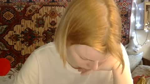 Elis online show from May 28, 11:18 am