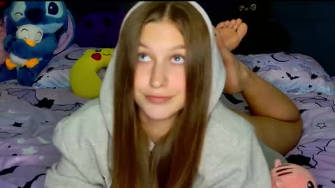 Emily online show from November 10, 6:07 pm