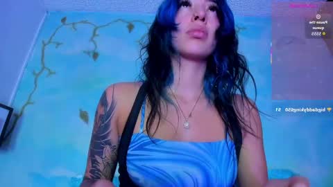 miss_evans_ online show from April 14, 2:39 am