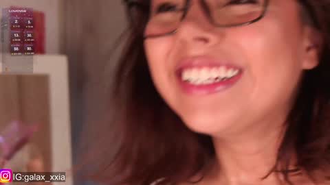 Snapshot of miss_galaxxia chatting on December 28, 10:13 pm Elisabeth IG galax xxia online show from December 28, 10:13 pm