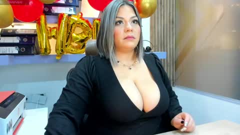 miss_horney online show from April 2, 12:36 pm