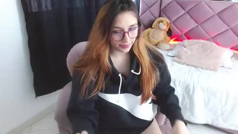 Isabella online show from October 6, 8:39 pm