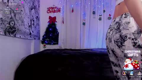 Snapshot of miss_kendalll chatting on December 22, 8:44 am Kendall online show from December 22, 8:44 am