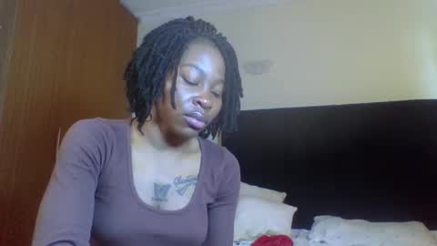 Snapshot of miss_kiarrafit chatting on November 2, 12:51 pm Miss Kiarrafit online show from November 2, 12:51 pm