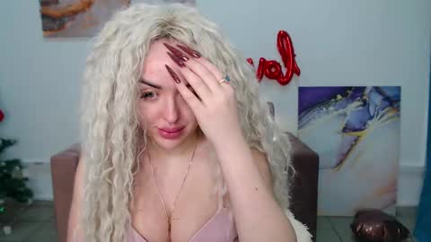 miss_kiten online show from February 23, 3:24 am