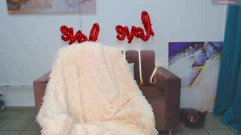 miss_kiten online show from February 25, 11:00 pm