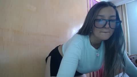 lilieth  online show from March 2, 7:54 pm