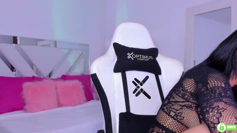   online show from January 15, 10:17 am