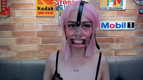 Miss Monserrat online show from January 19, 5:33 am