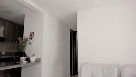 Snapshot of miss_myers chatting on February 21, 8:27 pm Goddess Myers thumb up is important for me kisses online show from February 21, 8:27 pm