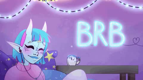 Snapshot of miss_myers chatting on November 15, 3:15 am Goddess Myers thumb up is important for me kisses online show from November 15, 3:15 am