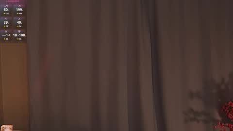 Snapshot of miss_nicoletta chatting on September 12, 1:17 am Nicole online show from September 12, 1:17 am