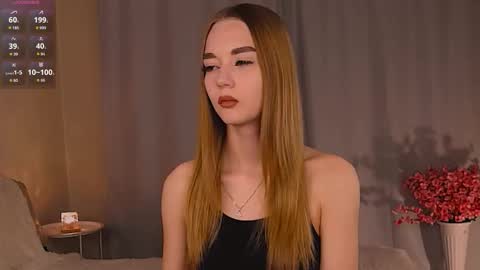 Snapshot of miss_nicoletta chatting on September 24, 11:52 pm Nicole online show from September 24, 11:52 pm