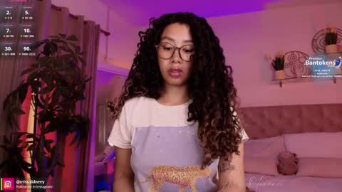 Amy Olivera online show from October 1, 1:06 pm