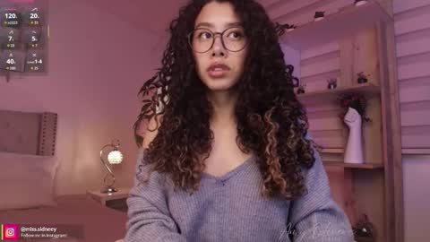 Amy Olivera online show from October 21, 1:23 pm