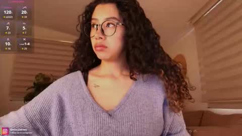 Amy Olivera online show from January 13, 12:43 pm