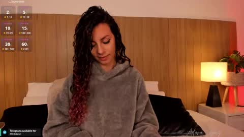Snapshot of miss_toronto chatting on February 11, 11:54 am Adara Lpez online show from February 11, 11:54 am