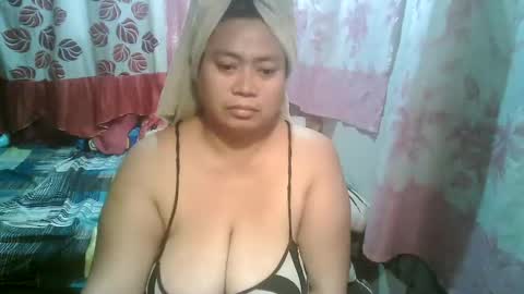 Snapshot of miss_v0lcan0 chatting on January 27, 11:22 pm miss v0lcan0 online show from January 27, 11:22 pm