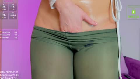 Snapshot of miss_vero chatting on February 12, 11:09 pm Just Vero online show from February 12, 11:09 pm