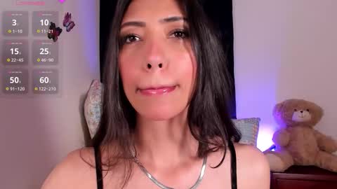 Miss Veronica online show from December 2, 1:17 pm