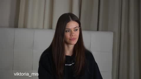 Miss Victoria online show from February 9, 7:41 pm