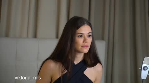 Miss Victoria online show from February 25, 5:25 pm