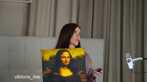 Miss Victoria online show from March 3, 8:21 pm