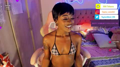 Snapshot of miss_west chatting on September 19, 9:11 am Tay Tay Independent Model online show from September 19, 9:11 am