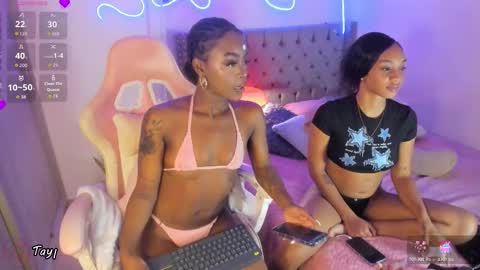 Tay Tay Independent Model   online show from December 18, 6:19 am